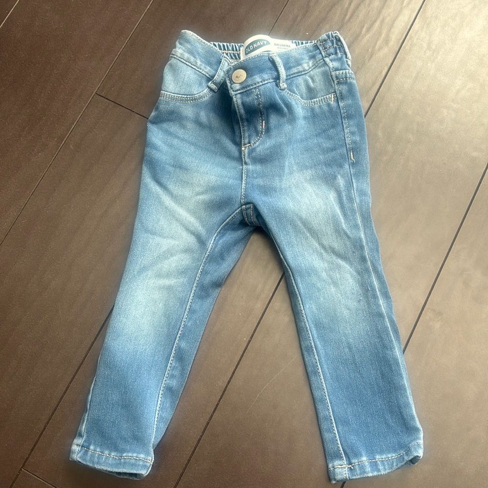 Old Navy Ballerina Jeans size 18-24M EUC